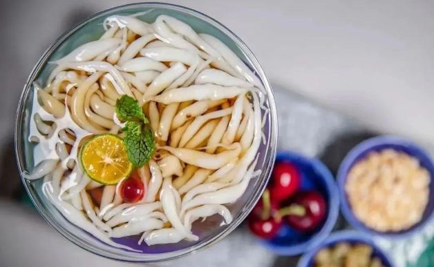 地人眼中的隐藏美食与景点冰球突破平台宜昌探秘：当(图5)